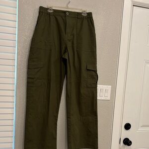 Women’s Olive Cargo Pants
